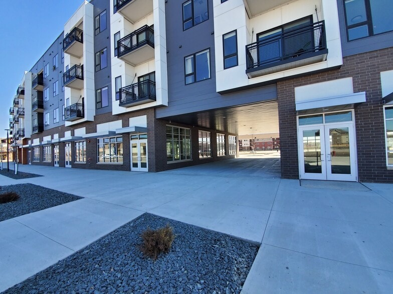 2633 55th St S, Fargo, ND to rent - Building Photo - Image 2 of 13