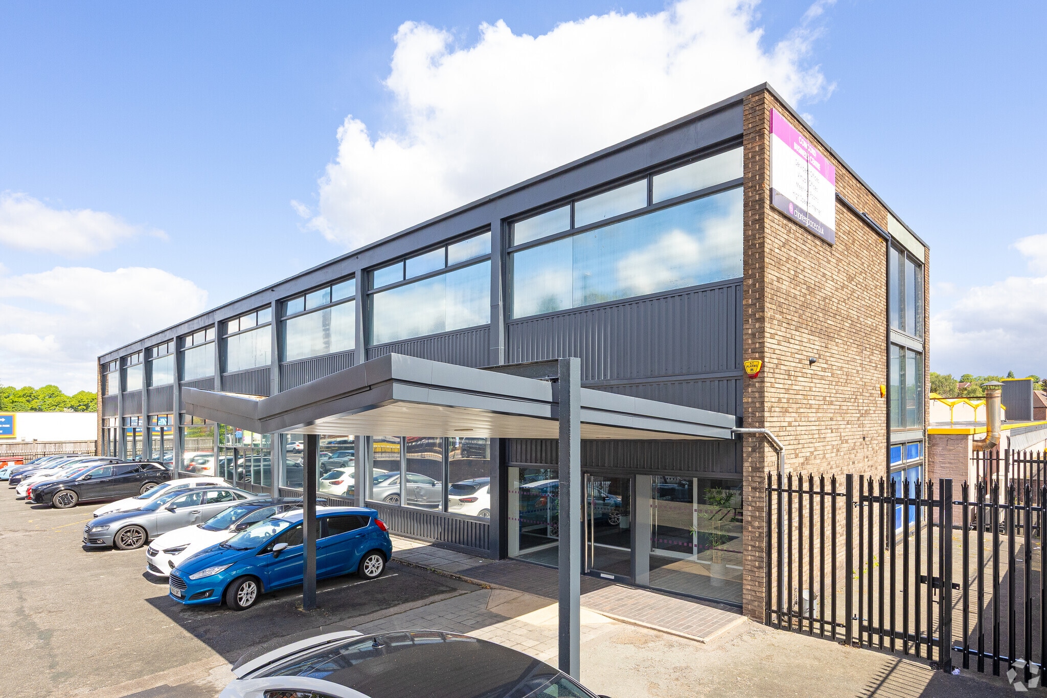 Nottingham Rd, Nottingham to rent Primary Photo- Image 1 of 8