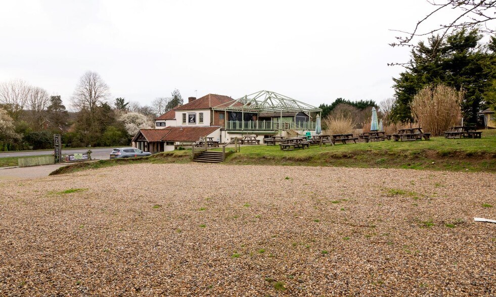 Loddon Rd, Framingham Pigot for sale - Building Photo - Image 3 of 5