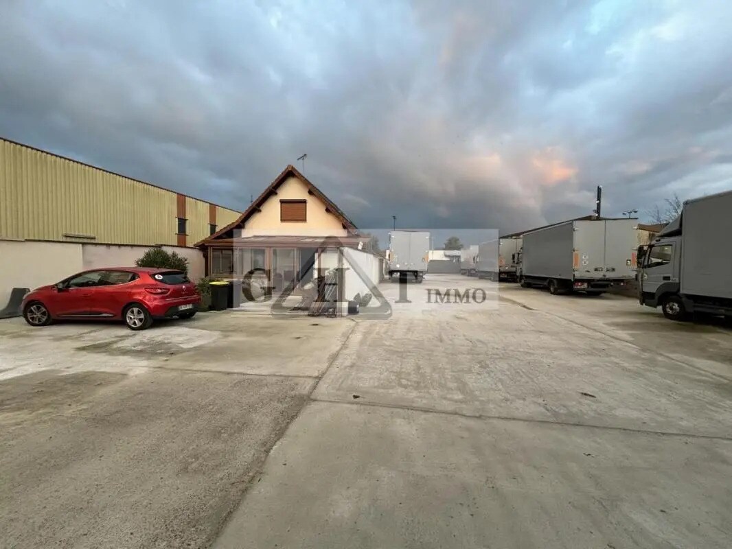 Land in Viry-Châtillon for sale Building Photo- Image 1 of 6