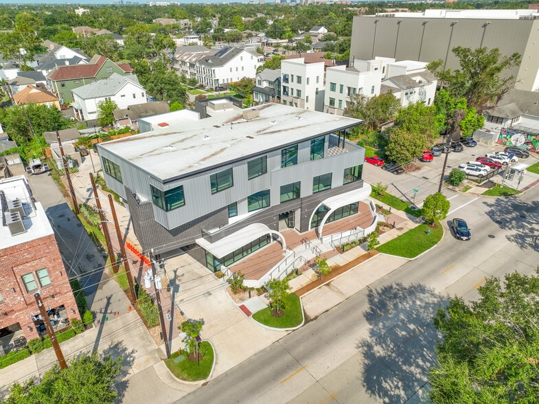 1023 Studewood St, Houston, TX to rent - Building Photo - Image 2 of 22