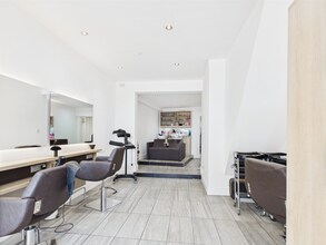 11 Pillory St, Nantwich to rent Interior Photo- Image 1 of 3