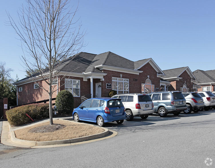 1875 Old Alabama Rd, Roswell, GA for sale - Primary Photo - Image 1 of 1