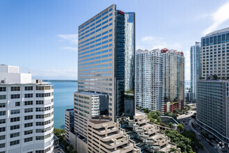 1001 Brickell Bay Dr, Miami, FL for rent Building Photo- Image 1 of 22