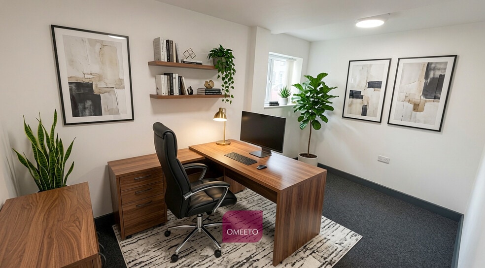 31A The Triangle, Ilkeston to rent - Building Photo - Image 2 of 17