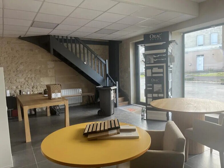 Office in Blanquefort to rent - Interior Photo - Image 3 of 5