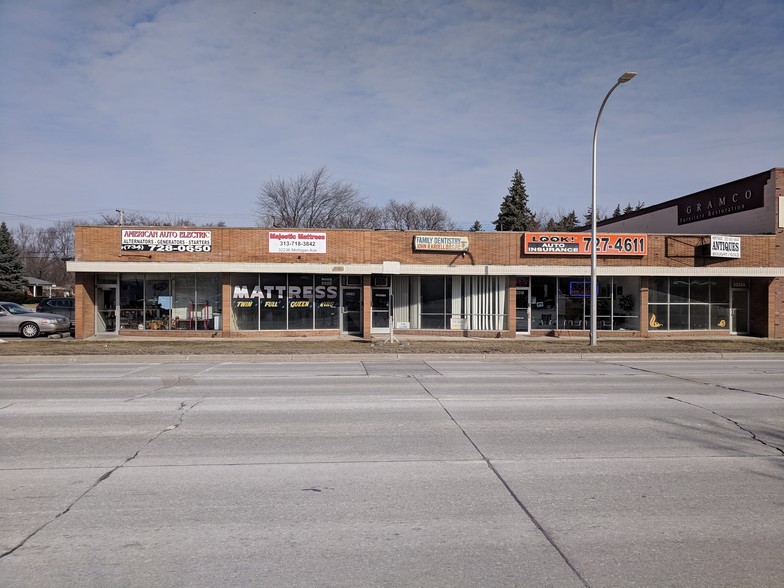 32236 Michigan Ave, Wayne, MI for sale - Primary Photo - Image 1 of 1