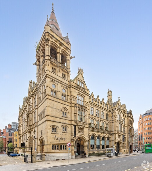 2 Infirmary St, Leeds to rent - Building Photo - Image 3 of 8