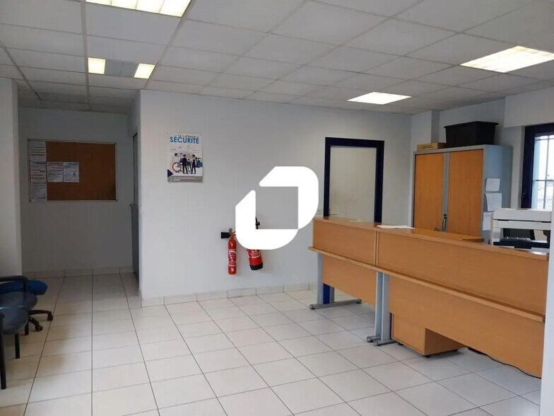 Office in Saint-Herblain to rent - Interior Photo - Image 3 of 9