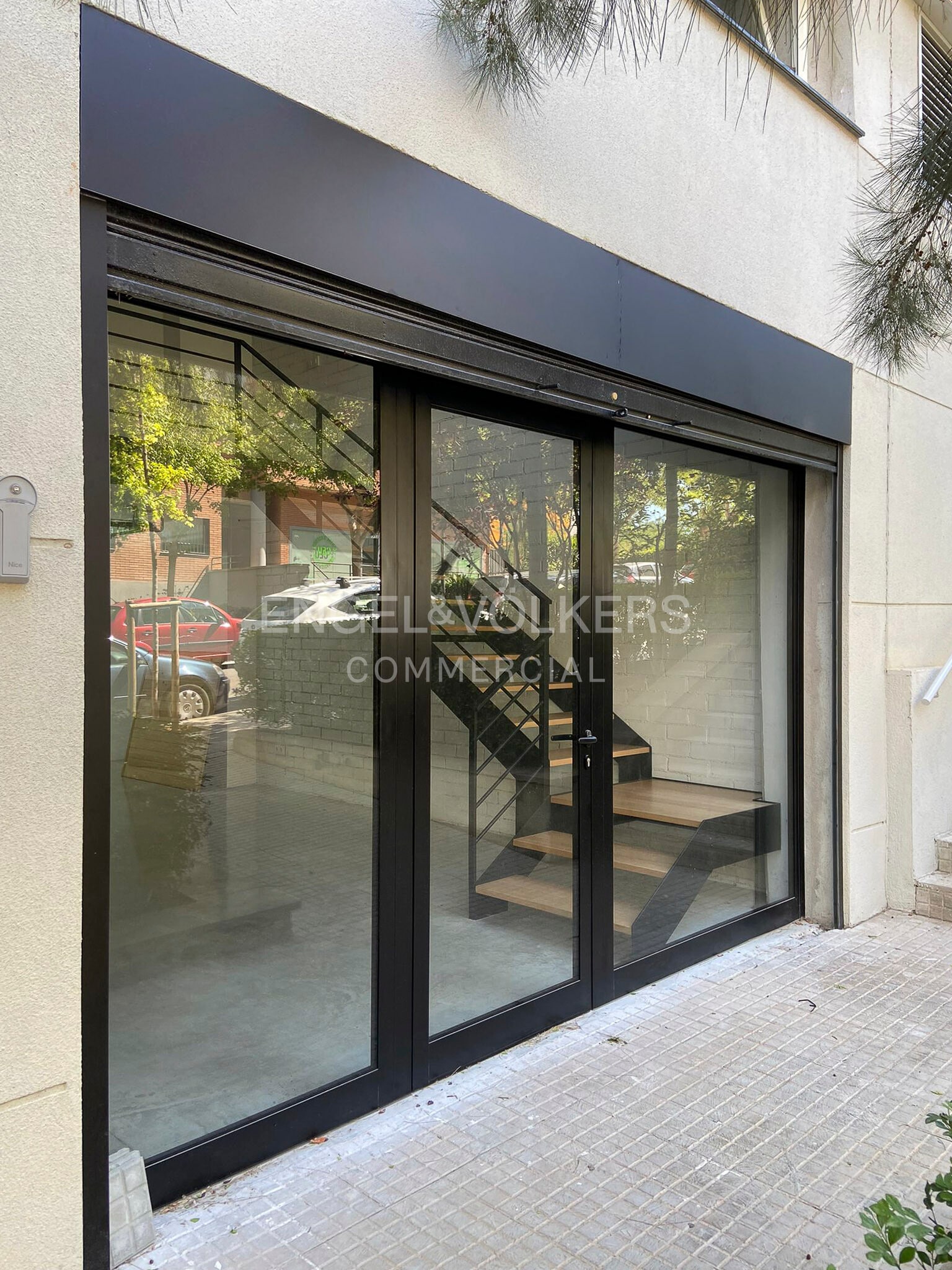 Office / Retail in Tarragona, Tarragona to rent Interior Photo- Image 1 of 3