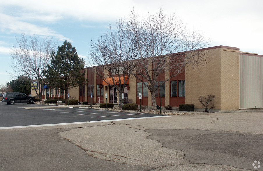 1401 Ken Pratt Blvd, Longmont, CO for rent - Building Photo - Image 3 of 5