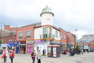 20-24 Henshaw Street, Oldham for rent Primary Photo- Image 1 of 5