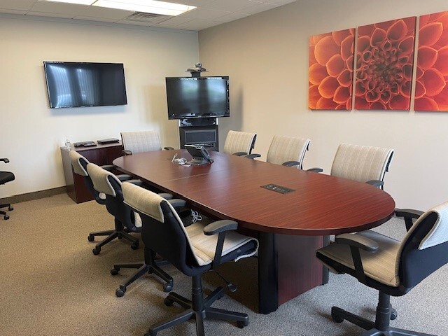 475 Wall St, Princeton, NJ to rent - Interior Photo - Image 3 of 12