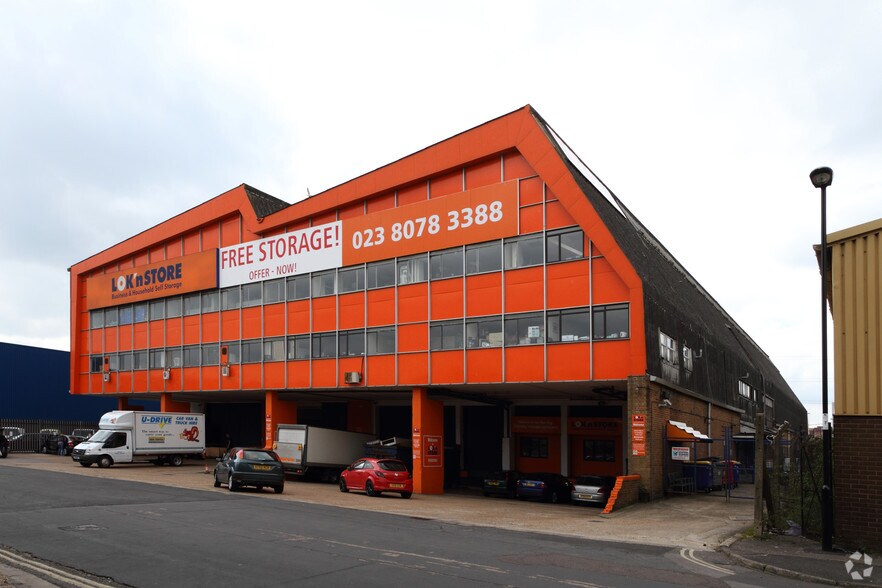 Manor House Ave, Southampton for sale - Primary Photo - Image 1 of 1