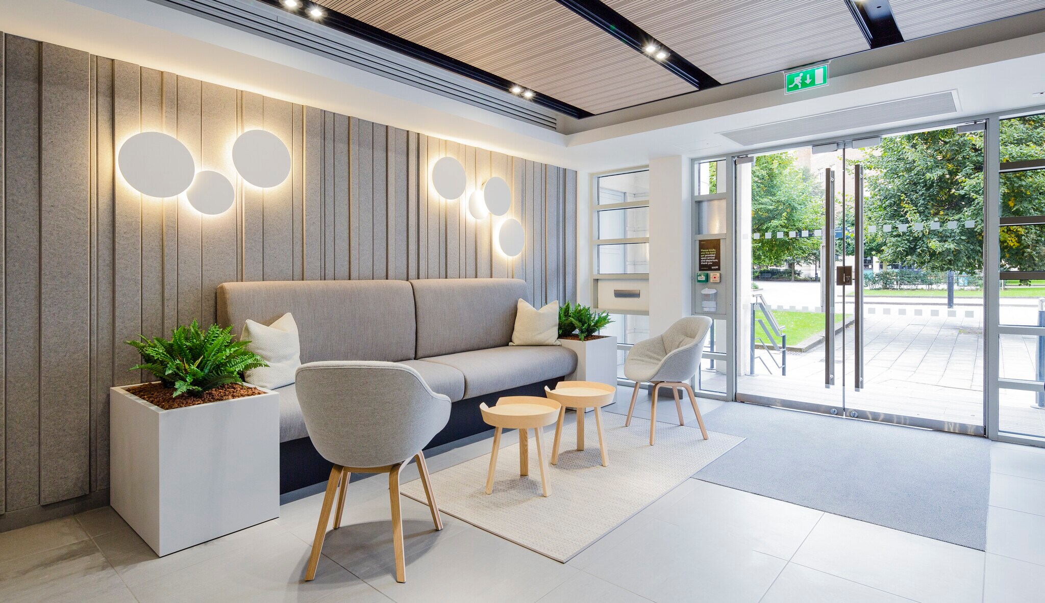 25 King St, Bristol to rent Lobby- Image 1 of 5