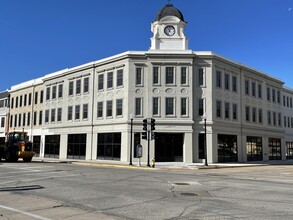 123 N Main St, Charles City, IA for sale Primary Photo- Image 1 of 1