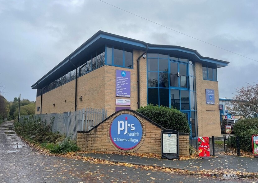 Cartwright St, Cleckheaton for sale - Primary Photo - Image 1 of 1