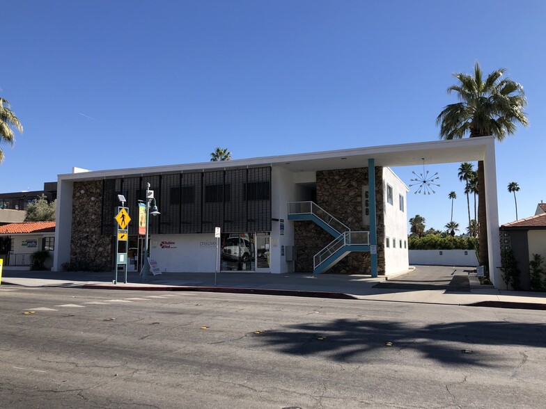 664-668 N Palm Canyon Dr, Palm Springs, CA for rent - Building Photo - Image 2 of 33