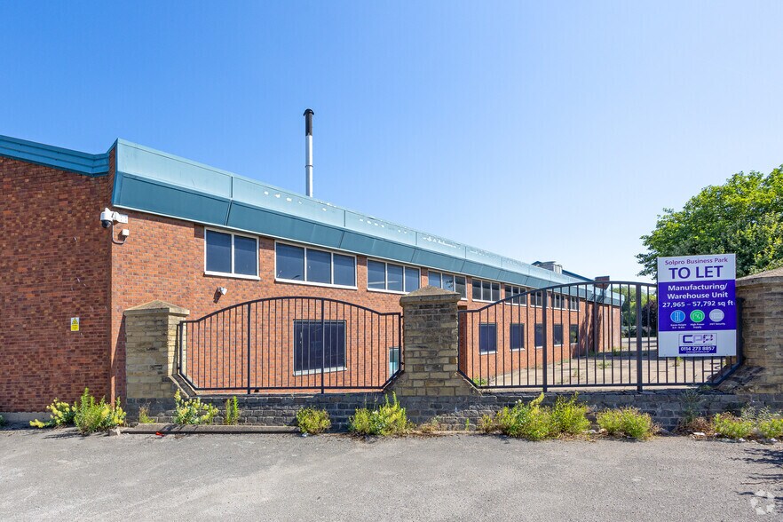 Windsor St, Sheffield to rent - Building Photo - Image 1 of 6