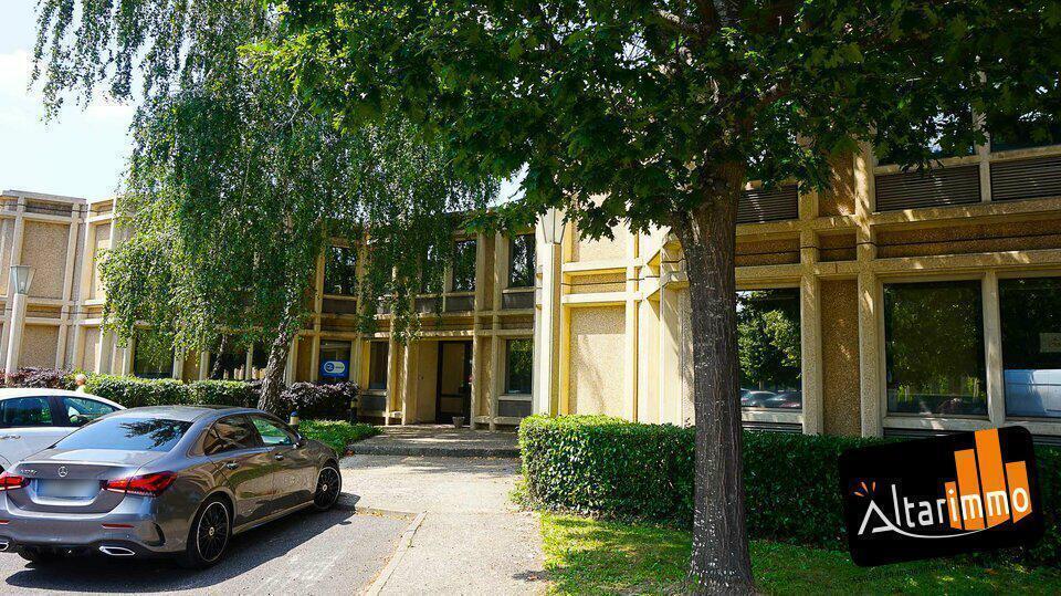 Location Bureaux 360 m² - Photo 1