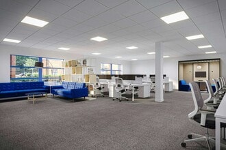 3 Links Court, Cardiff to rent Interior Photo- Image 2 of 2