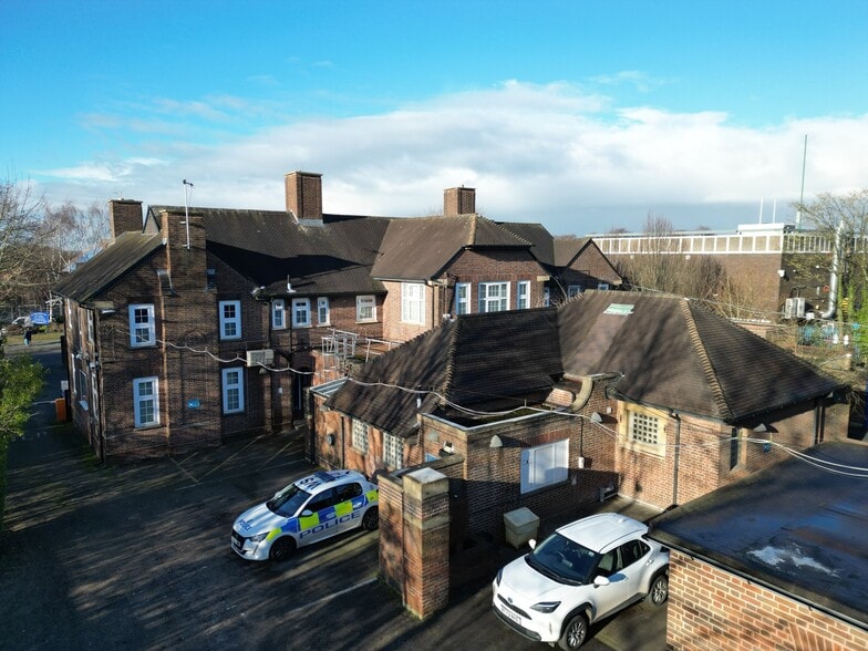 1 Anchor Parade, Walsall for sale - Building Photo - Image 3 of 3