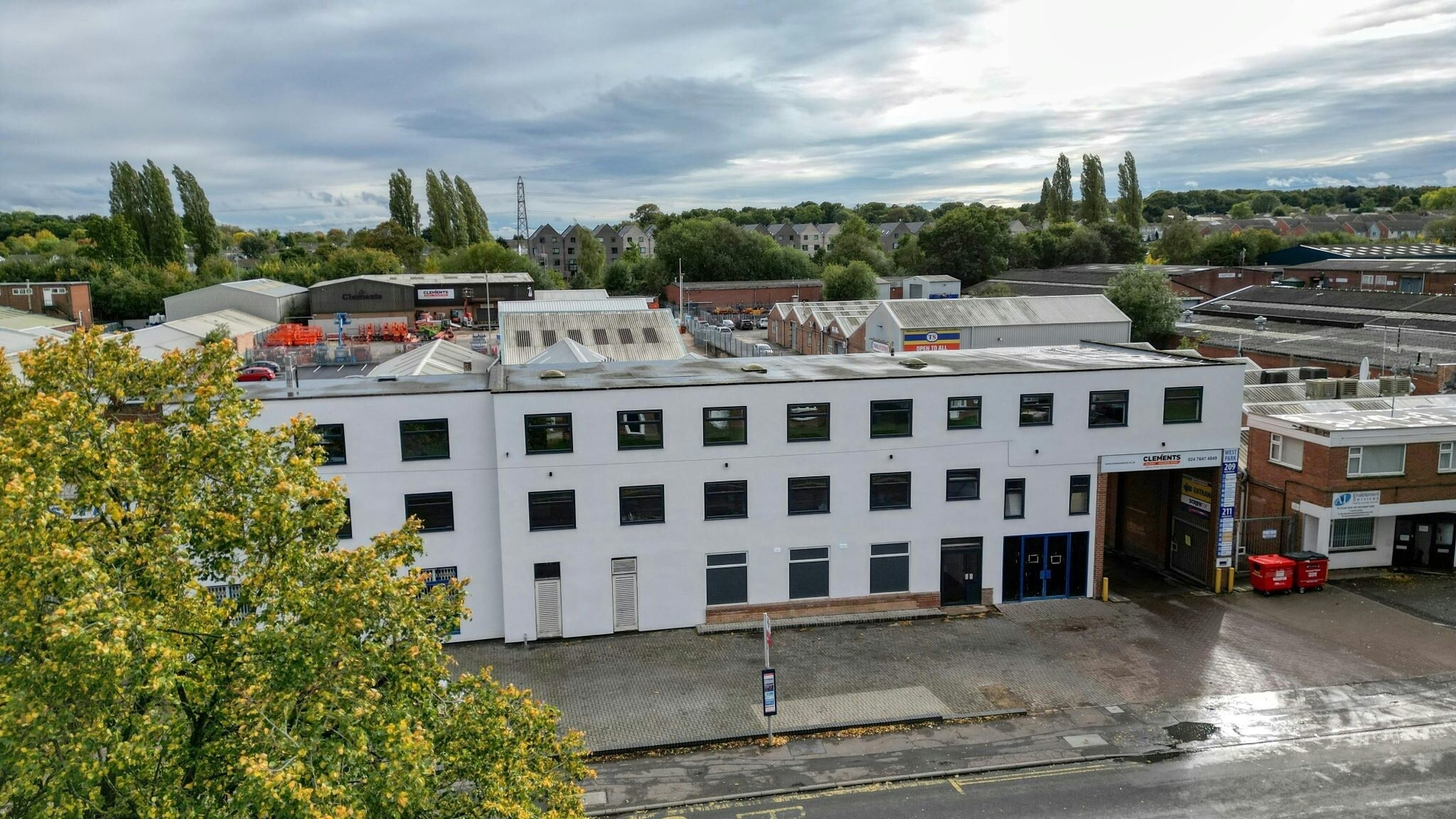 207-209 Torrington Ave, Coventry to rent Building Photo- Image 1 of 6