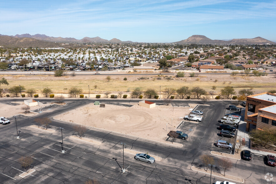 1370 W Irvington Rd, Tucson, AZ for rent - Building Photo - Image 1 of 6