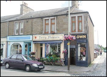 56-72 Gray St, Broughty Ferry for sale Primary Photo- Image 1 of 1