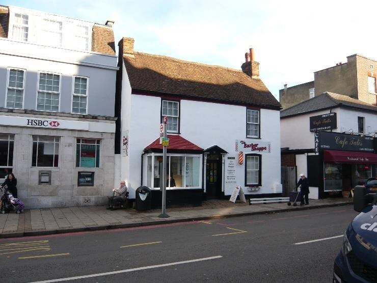 18 High St, West Wickham for sale Primary Photo- Image 1 of 1