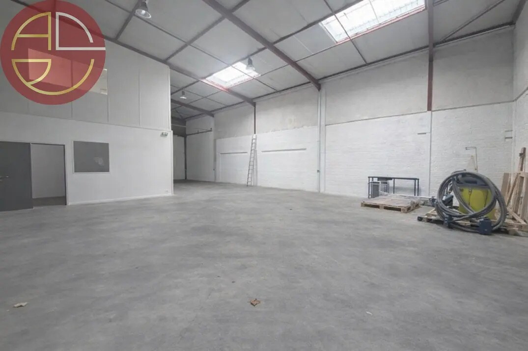 Industrial in Toulouse to rent Interior Photo- Image 1 of 8