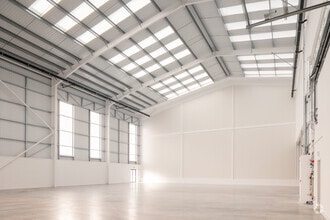 Eastman Edge & Harrow View, Harrow to rent Interior Photo- Image 1 of 9