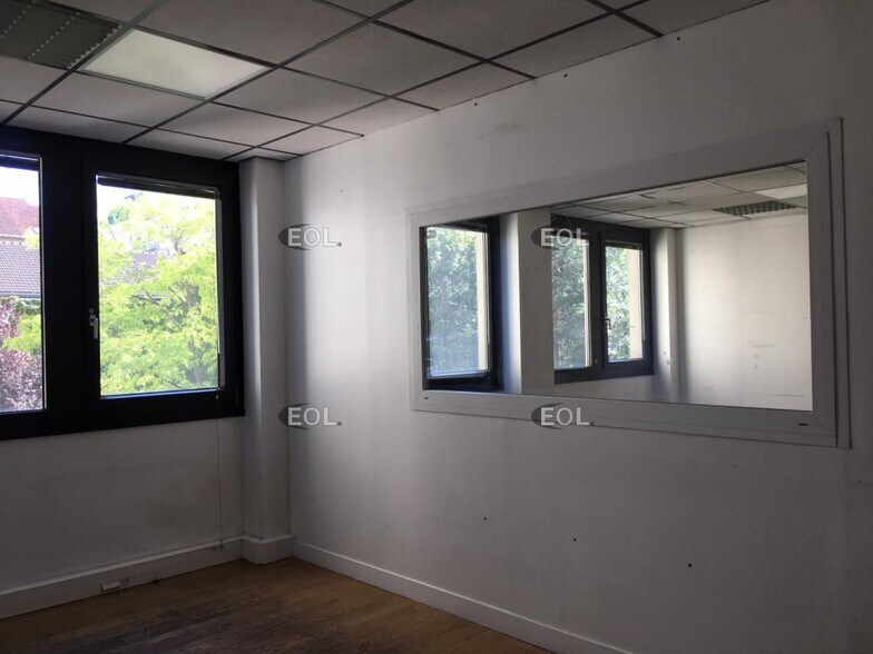 Office in Charenton-le-Pont to rent - Interior Photo - Image 3 of 6