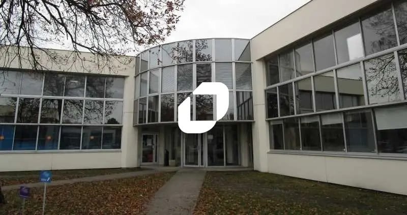 1 Rue Rudolf Diesel, Mérignac to rent Building Photo- Image 1 of 9