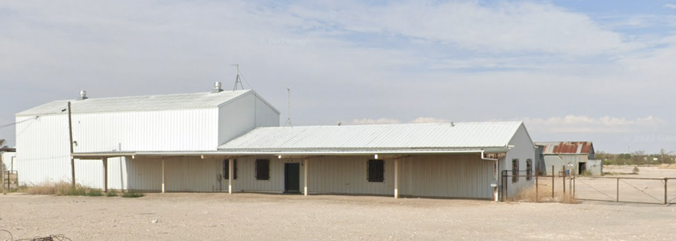 901 S Cecil St, Hobbs, NM for rent - Building Photo - Image 1 of 8