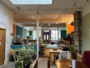 21 Albert St, Edinburgh to rent Interior Photo- Image 2 of 4