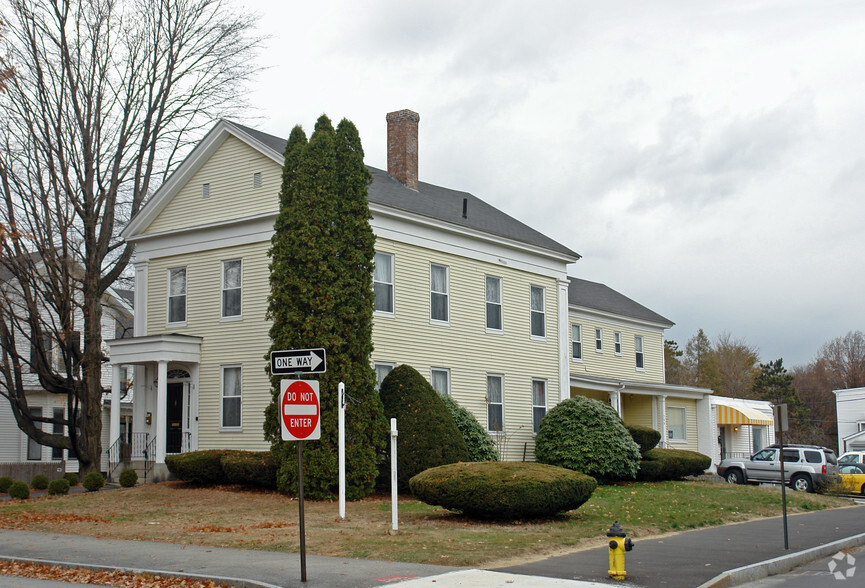 146 Lowell St, Manchester, NH for sale - Building Photo - Image 1 of 1