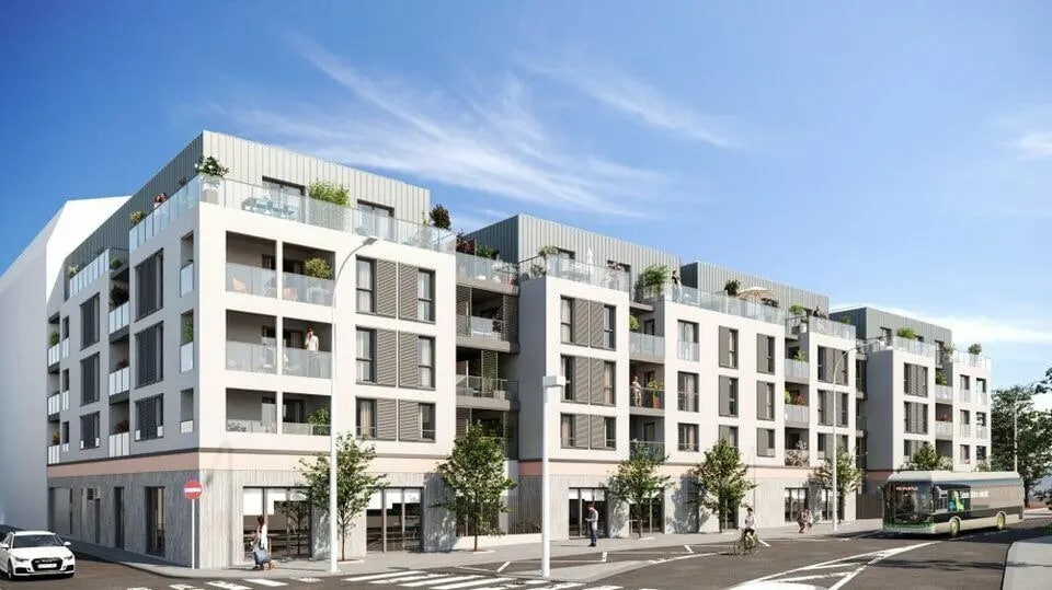 Office in Villefranche-sur-Saône to rent - Building Photo - Image 2 of 5