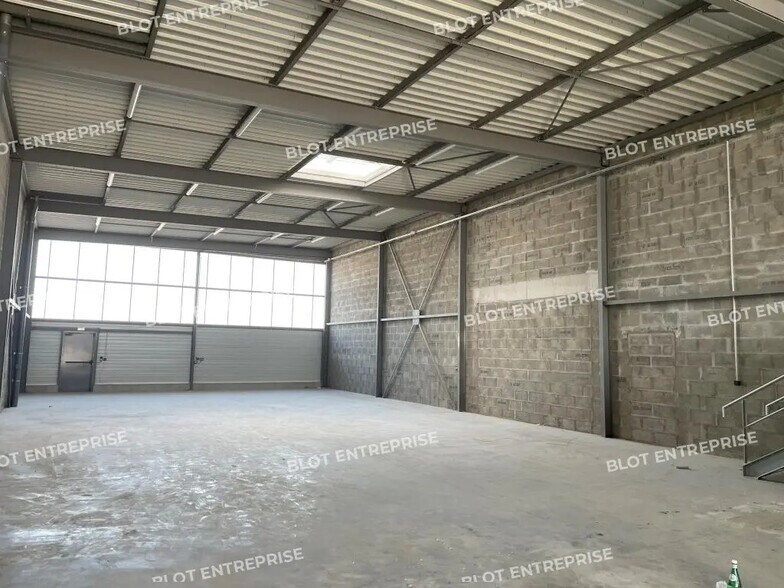 Office in Saint-Herblain to rent - Building Photo - Image 3 of 4