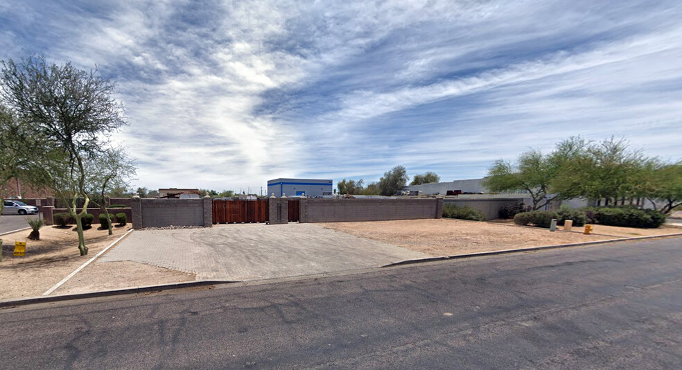 8643 N 78th Ave, Peoria, AZ for rent - Building Photo - Image 2 of 3