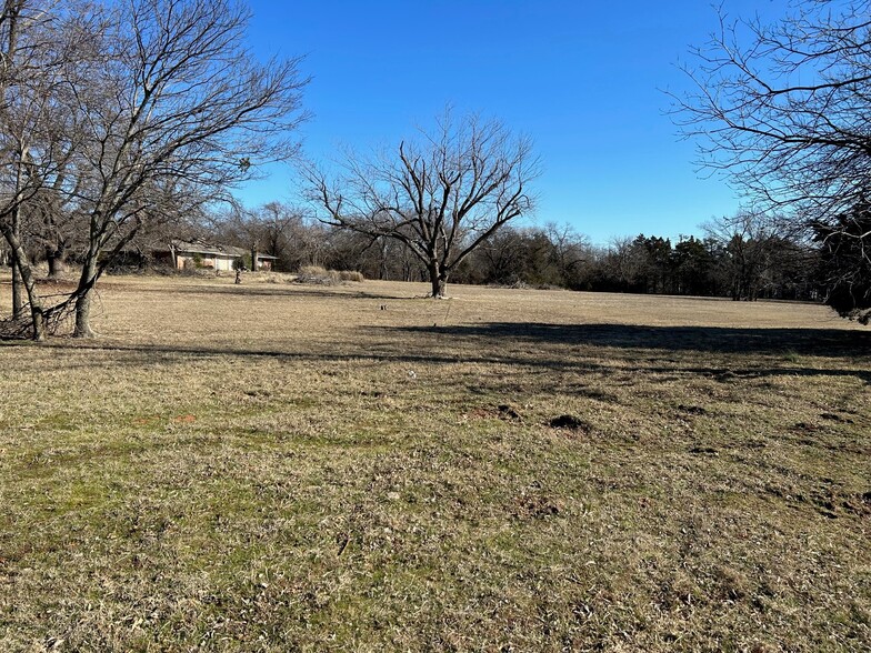 800 S Santa Fe Ave, Edmond, OK for sale - Building Photo - Image 1 of 5