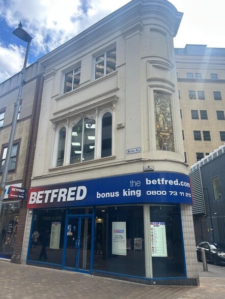 10 Bond St, Leeds to rent - Building Photo - Image 2 of 5