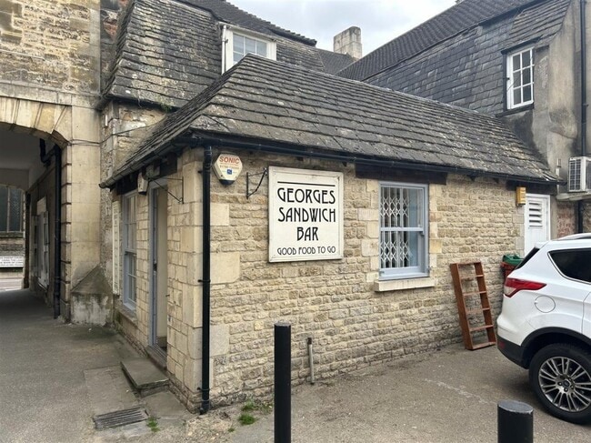 More details for The Gatehouse, 15 St Mary's Street, Stamford - Retail to Rent