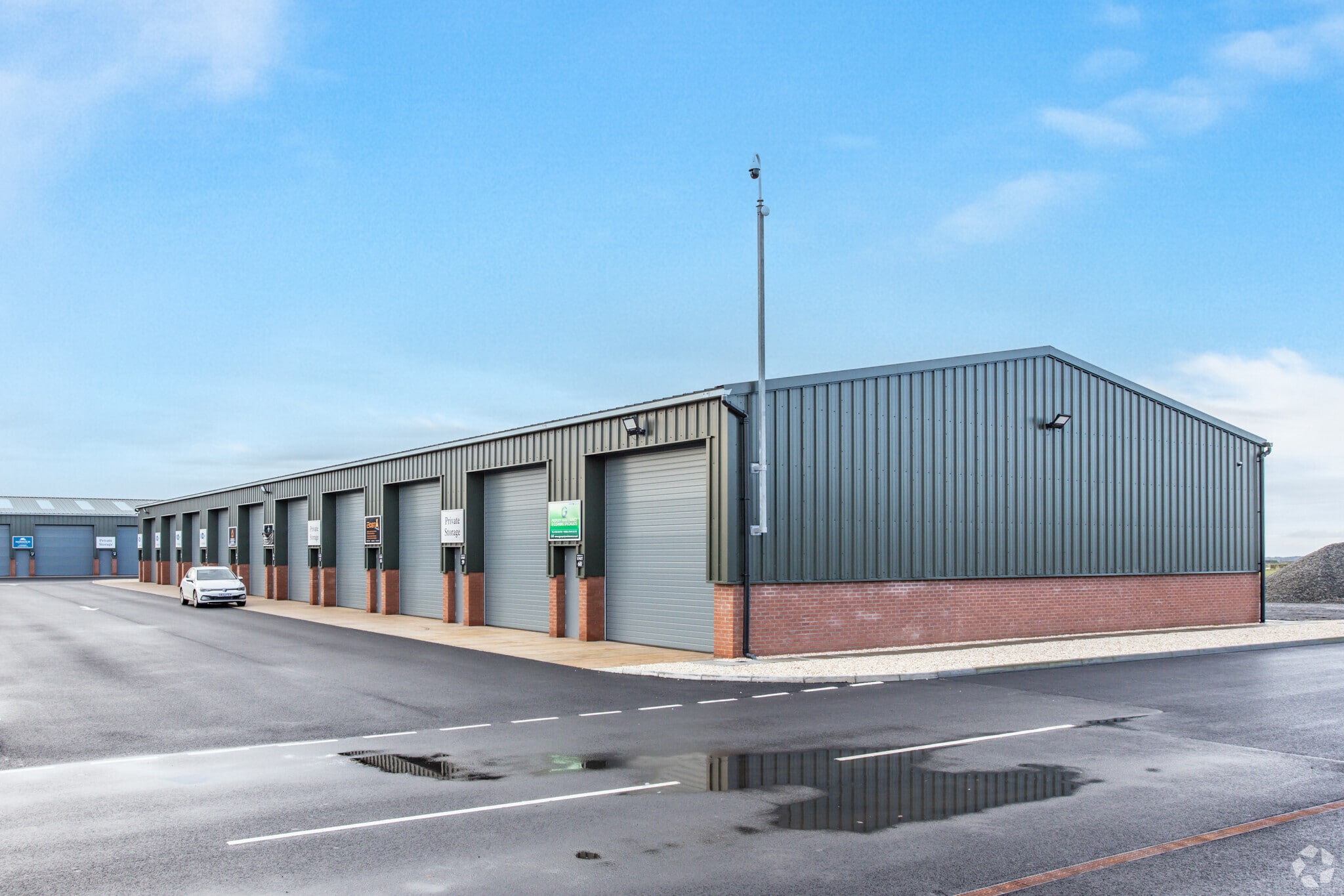 Dunlop Rd, Stewarton for sale Building Photo- Image 1 of 1