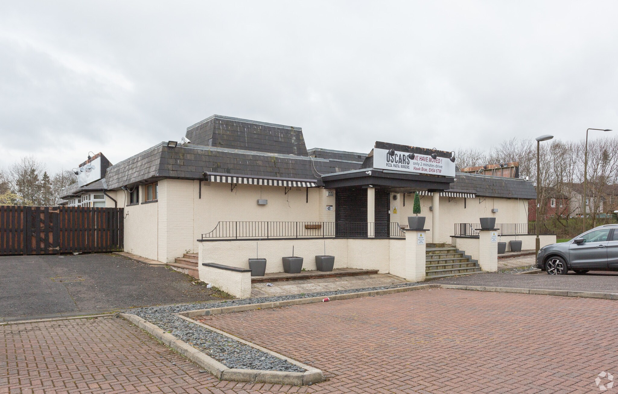 2 Ladywell East, Livingston for sale Primary Photo- Image 1 of 1
