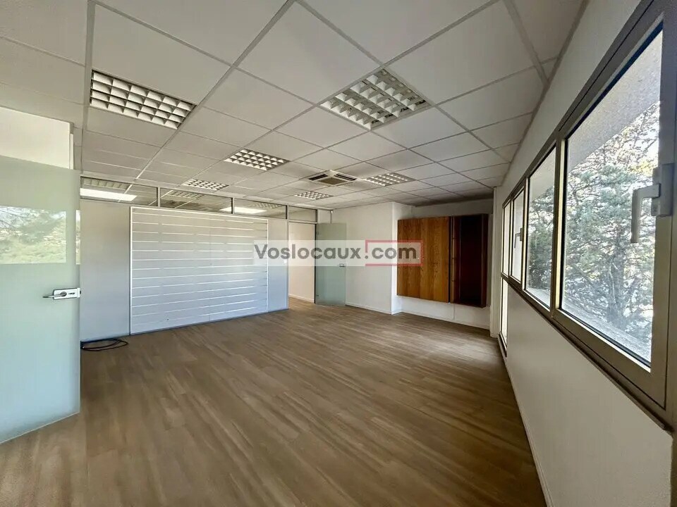 Office in Le Cannet for sale Interior Photo- Image 1 of 4