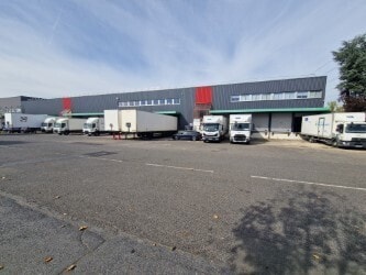 Industrial in Herblay Sur Seine for sale - Building Photo - Image 3 of 11