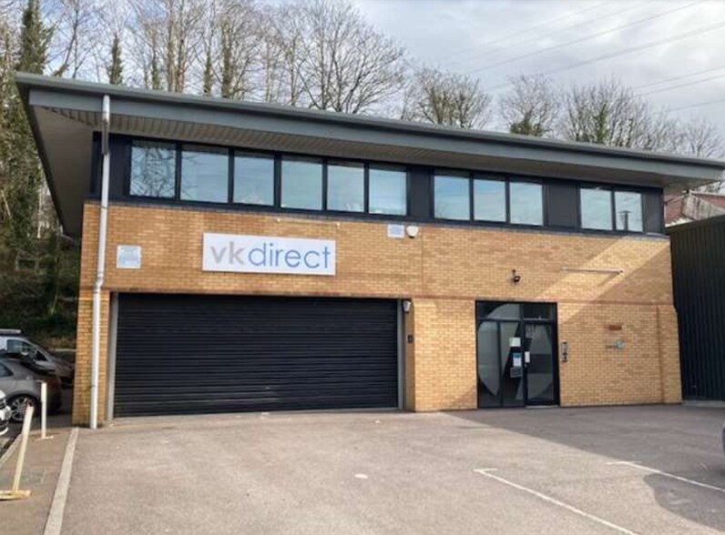 Cardiff Rd, Pontypridd for sale - Building Photo - Image 1 of 1