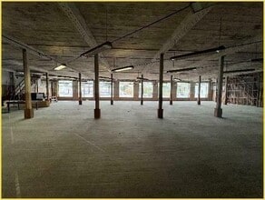 Tanyard Rd, Huddersfield to rent Interior Photo- Image 1 of 3