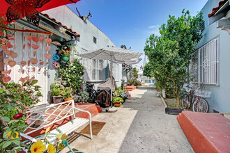 5924 S Hoover St, Los Angeles, CA for sale Building Photo- Image 1 of 1